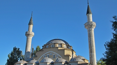 Минареты мечети Джума Хан Джами